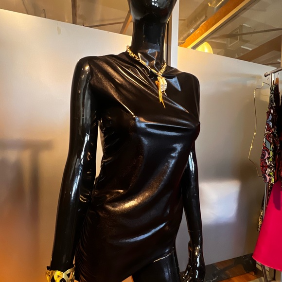 SIEMPRE Faux Leather Sleeveless Top - Picture 3 of 3